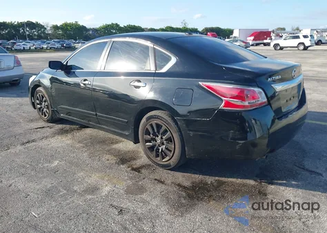 2015 Nissan Altima 2.5 S from USA, damaged, VIN 1N4AL3AP2FC198036